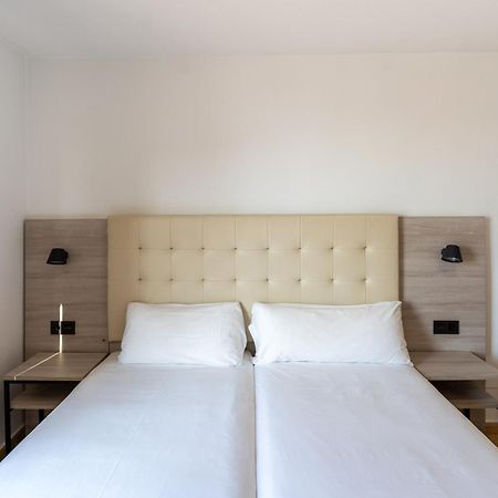 Hotel Queens - Adults Only Benidorm Dış mekan fotoğraf