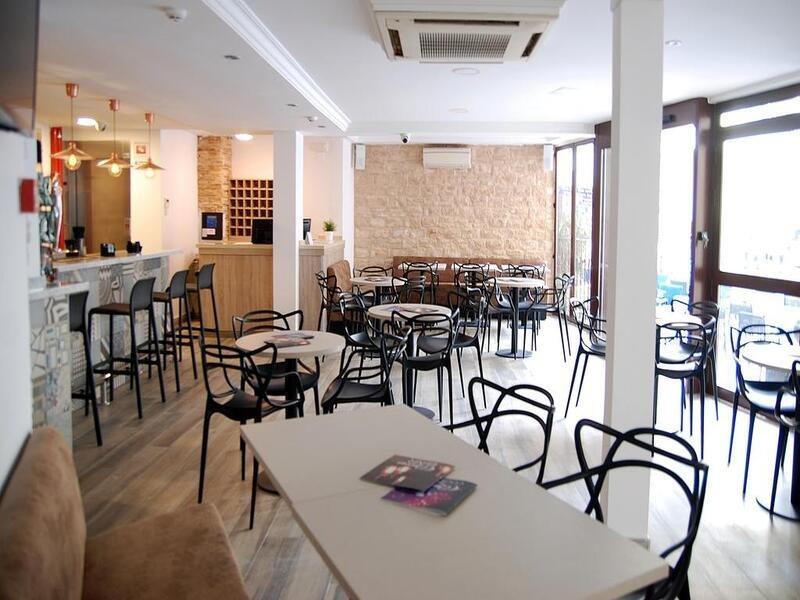 Hotel Queens - Adults Only Benidorm Dış mekan fotoğraf