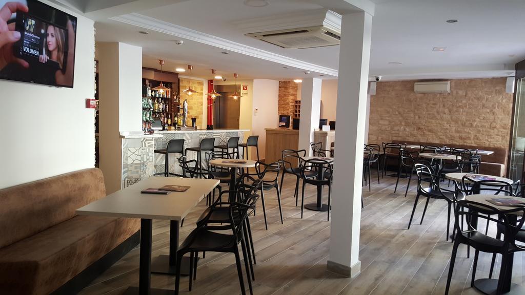 Hotel Queens - Adults Only Benidorm Dış mekan fotoğraf